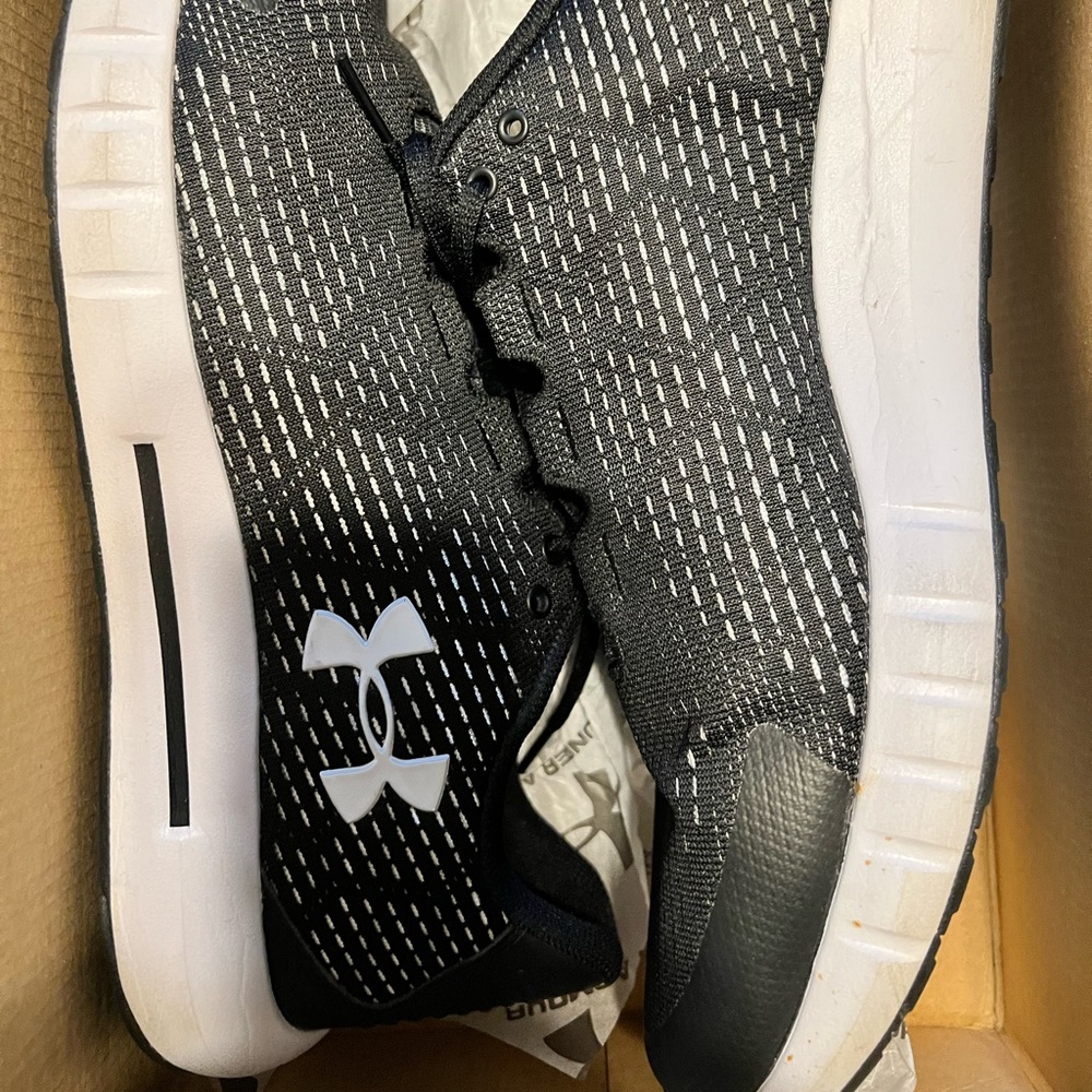 UA Micro G Assert Sz 12
